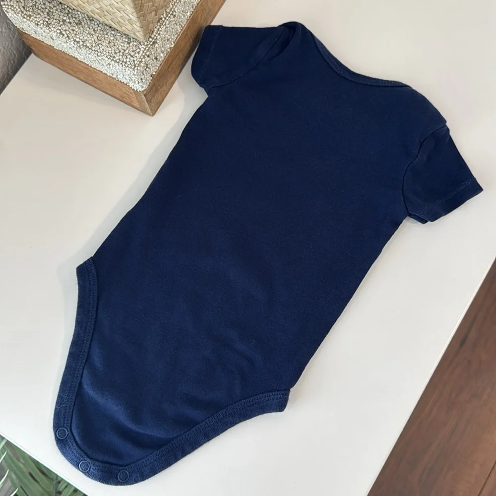 3/$15 🌸 Carter’s Baby Boy Onesie Navy Graphic Dinosaur Short Sleeve Bodysuit